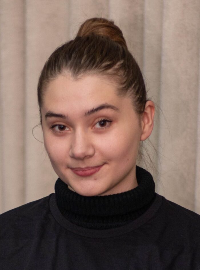 Лідія Гук